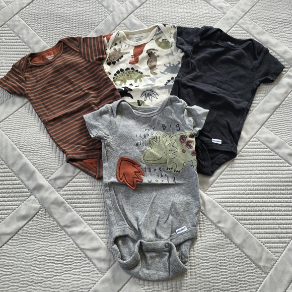 Gerber Other - 🔥5 FOR $25🔥NWOT Gerber Baby Boy Dino Onesies 4 Pack 0-3months